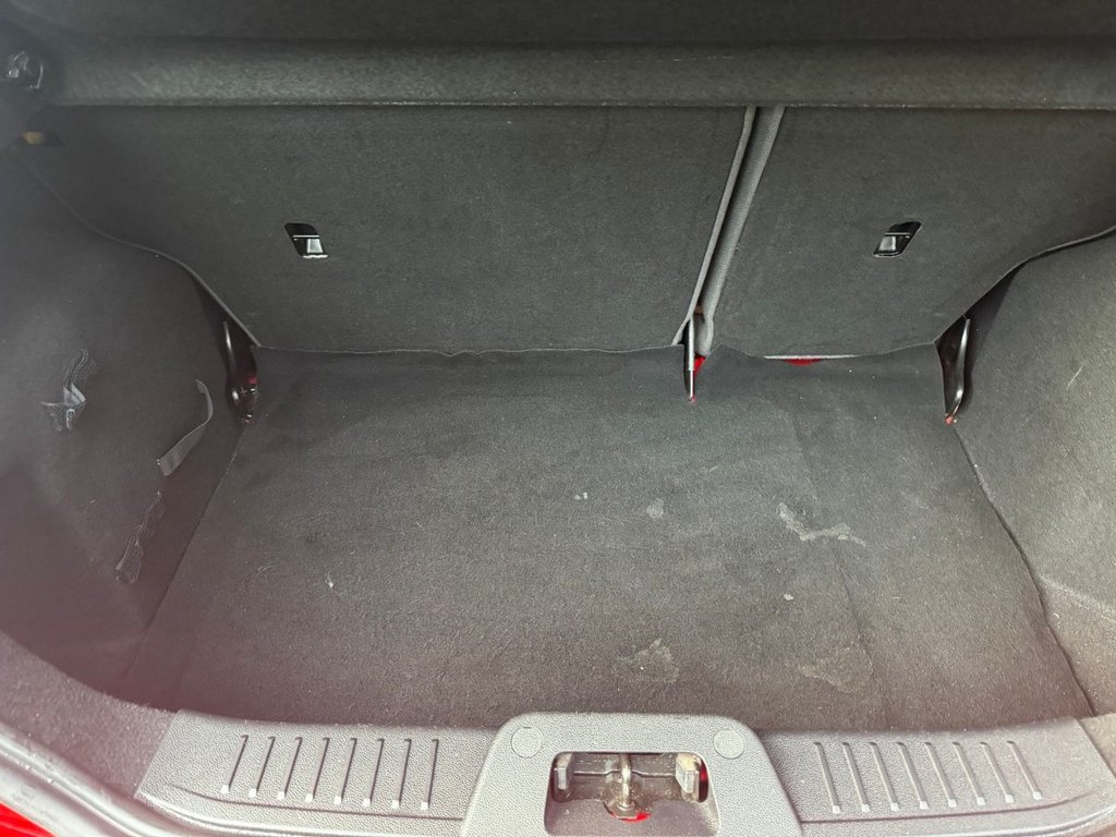 Used Ford Fiesta 2014 for sale - 76686394: Photo 9