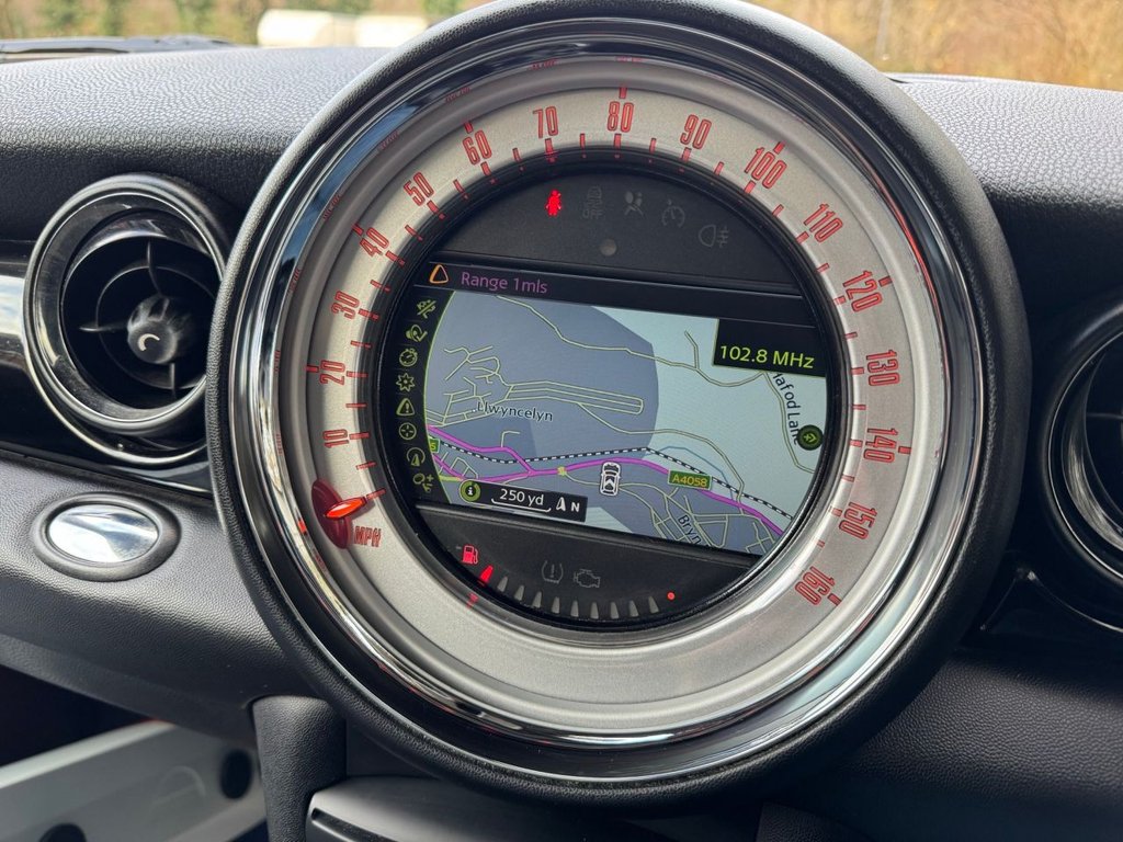 Used MINI Hatch 2011 for sale - 76910461: Photo 16