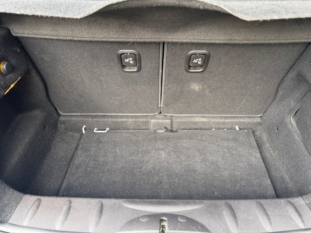 Used MINI Hatch 2011 for sale - 76910461: Photo 9