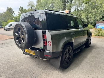 Used Land Rover Defender 2024 for sale - 79409564: Photo