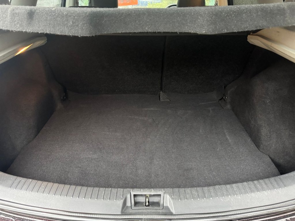 Used Nissan Qashqai 2012 for sale - 76986041: Photo 9