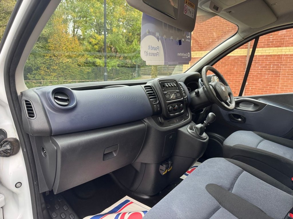Used Vauxhall Vivaro 2016 for sale - 76280084: Photo 11