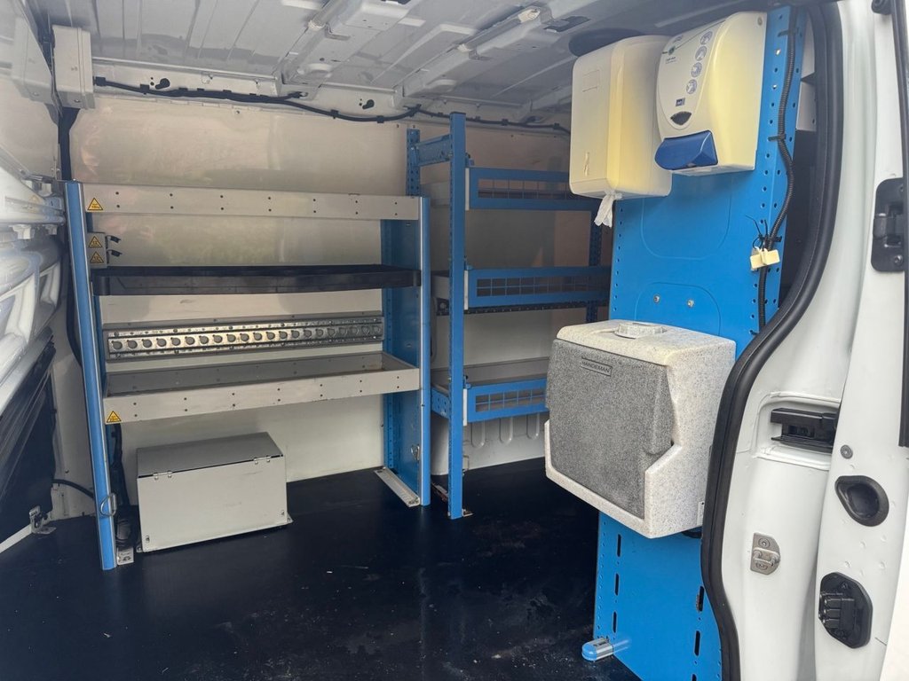 Used Vauxhall Vivaro 2016 for sale - 76280084: Photo 13