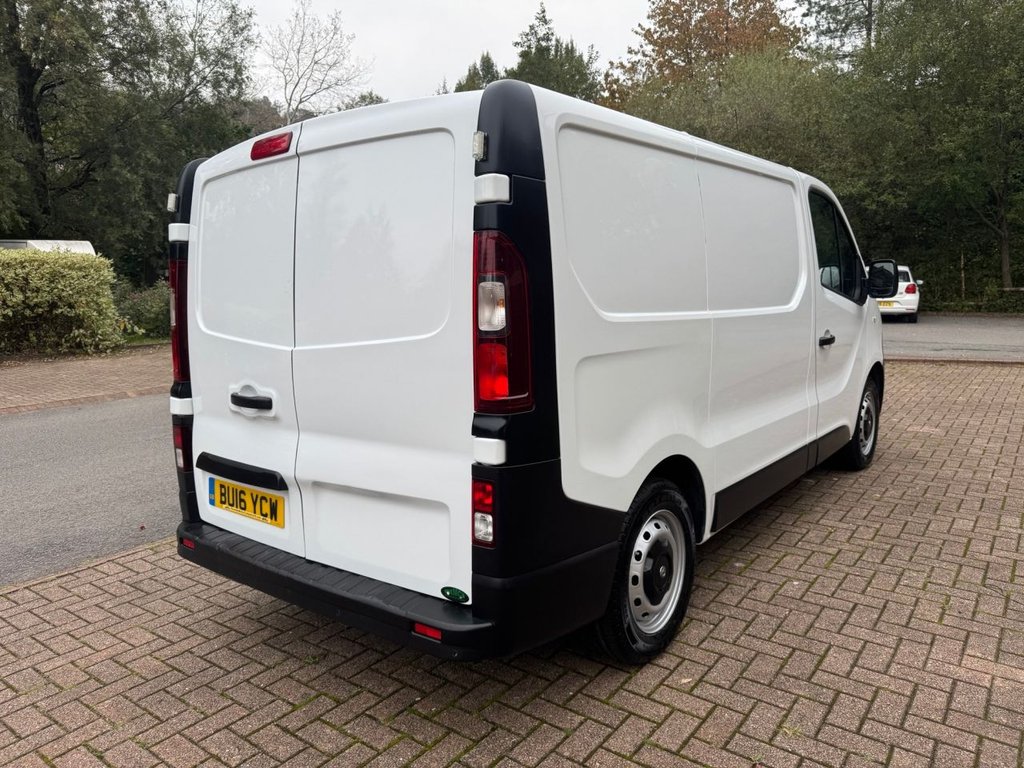 Used Vauxhall Vivaro 2016 for sale - 76280084: Photo 4