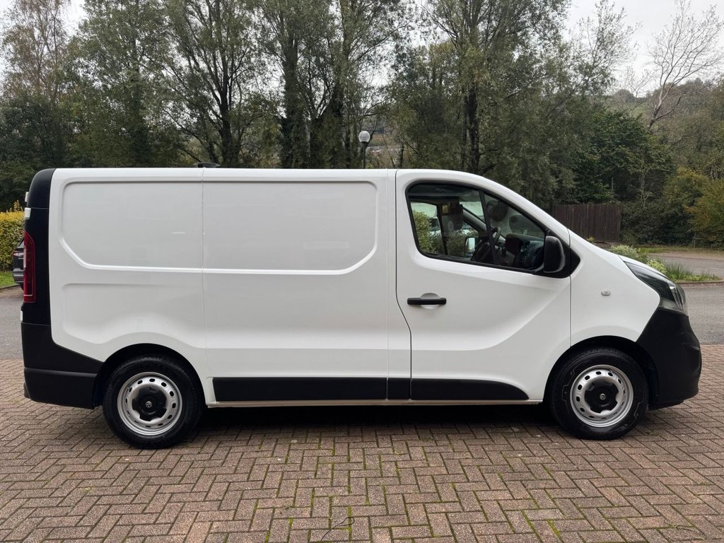 Used Vauxhall Vivaro 2016 for sale - 76280084: Photo 5