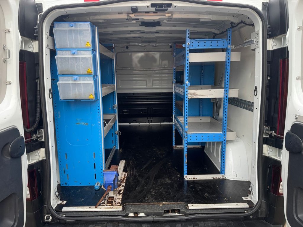 Used Vauxhall Vivaro 2016 for sale - 76280084: Photo 9