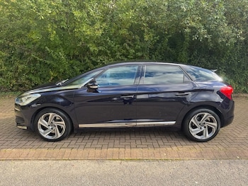 Used DS Automobiles DS 5 2015 for sale - 76118891: Photo
