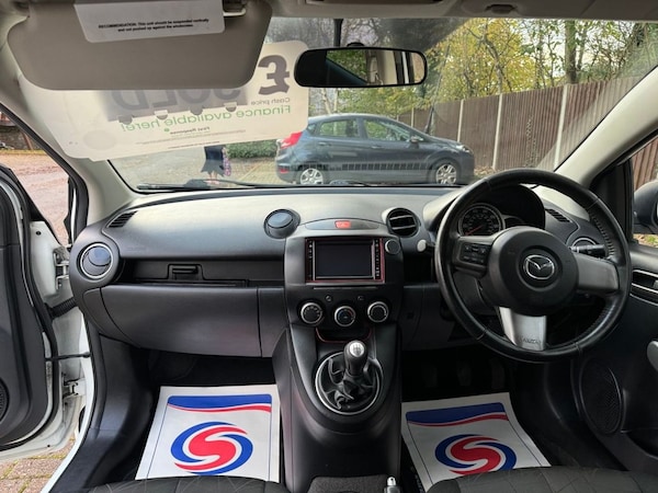 Used Mazda Mazda2 2013 for sale - 72911180: Photo 12