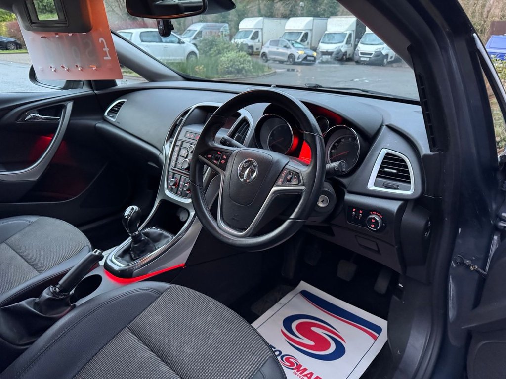 Used Vauxhall Astra 2013 for sale - 77302521: Photo 10