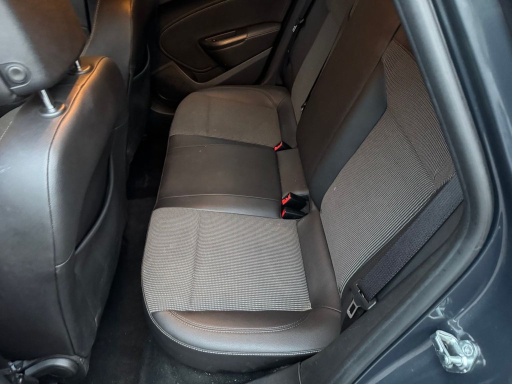 Used Vauxhall Astra 2013 for sale - 77302521: Photo 13