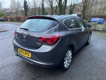 Used Vauxhall Astra 2013 for sale - 77302521: Photo