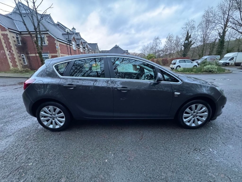 Used Vauxhall Astra 2013 for sale - 77302521: Photo 5