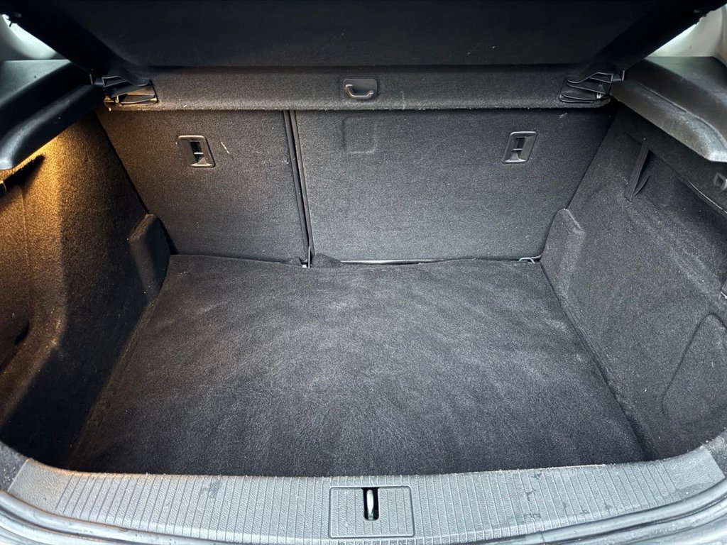 Used Vauxhall Astra 2013 for sale - 77302521: Photo 9