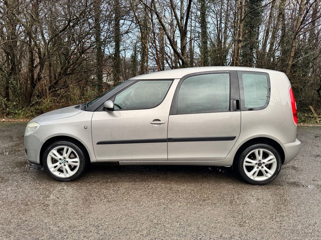Used Skoda Roomster 2008 for sale - 77463903: Photo 2