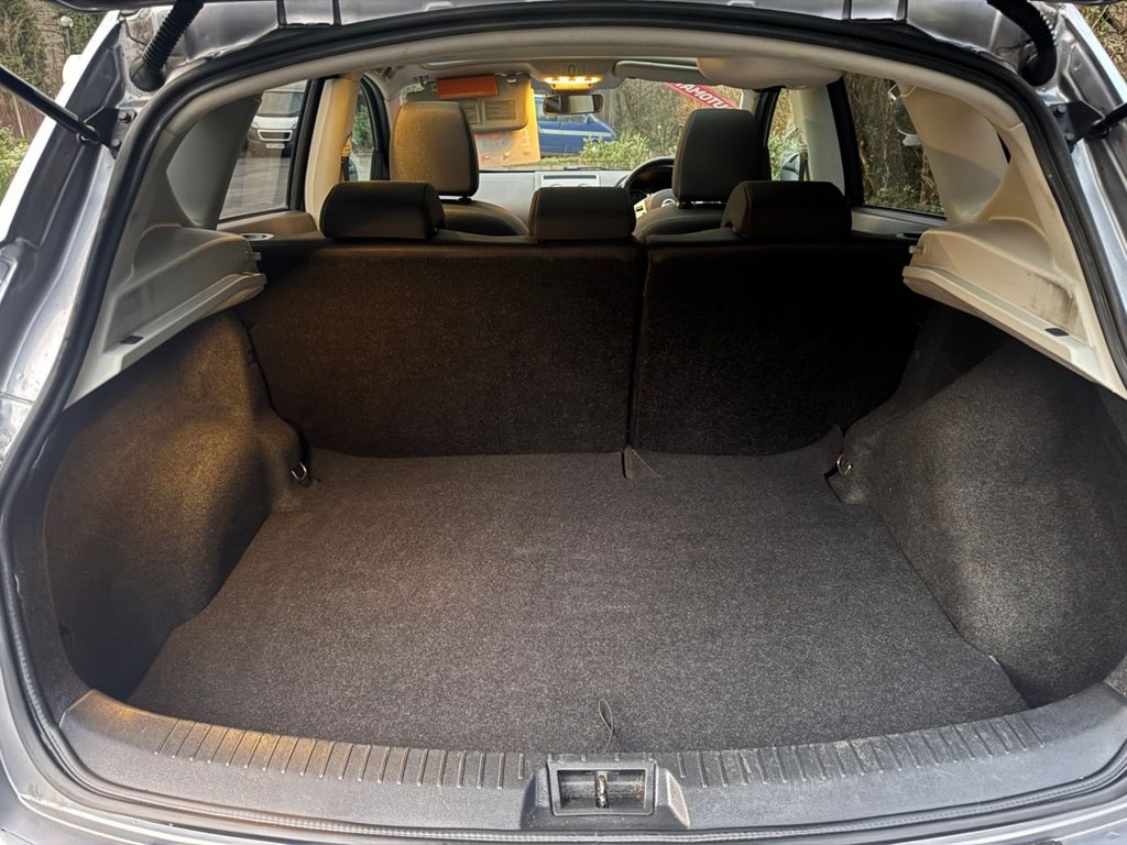 Used Nissan Qashqai 2012 for sale - 77212569: Photo 12