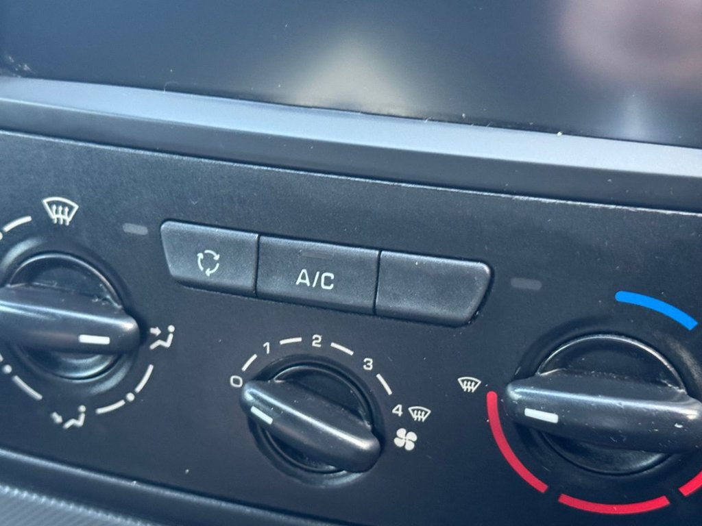 Used Peugeot Partner 2017 for sale - 76740368: Photo 13