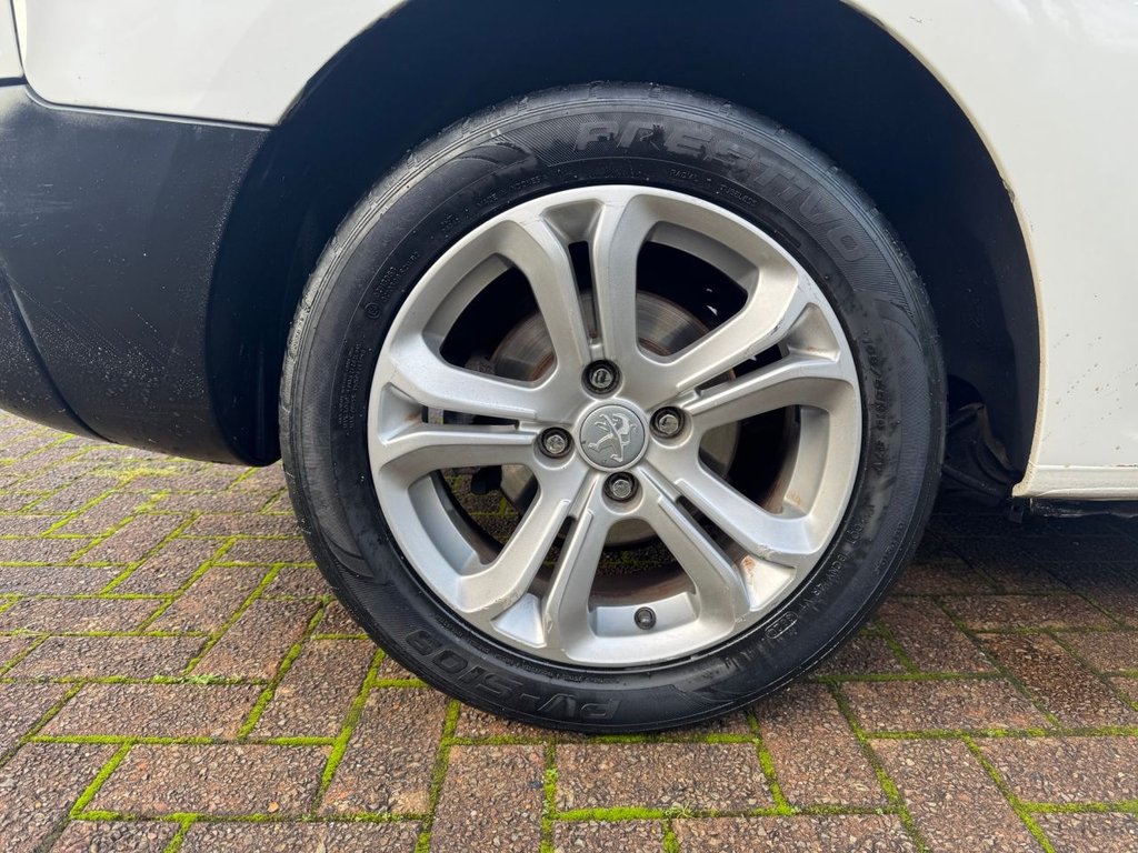 Used Peugeot Partner 2017 for sale - 76740368: Photo 15