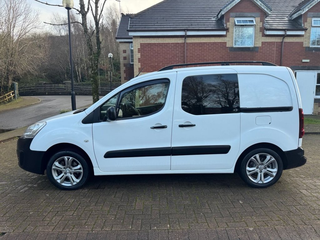 Used Peugeot Partner 2017 for sale - 76740368: Photo 2