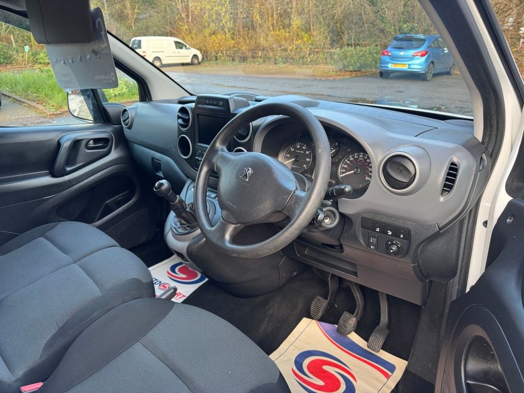 Used Peugeot Partner 2017 for sale - 76740368: Photo 9