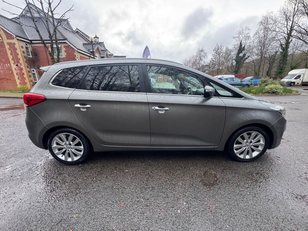Used Kia Carens 2013 for sale - 77288006: Photo 8