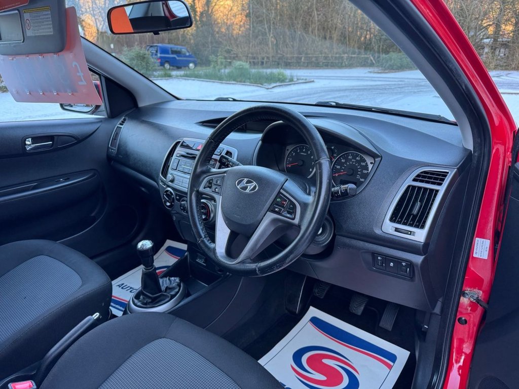 Used Hyundai i20 2013 for sale - 77111014: Photo 13