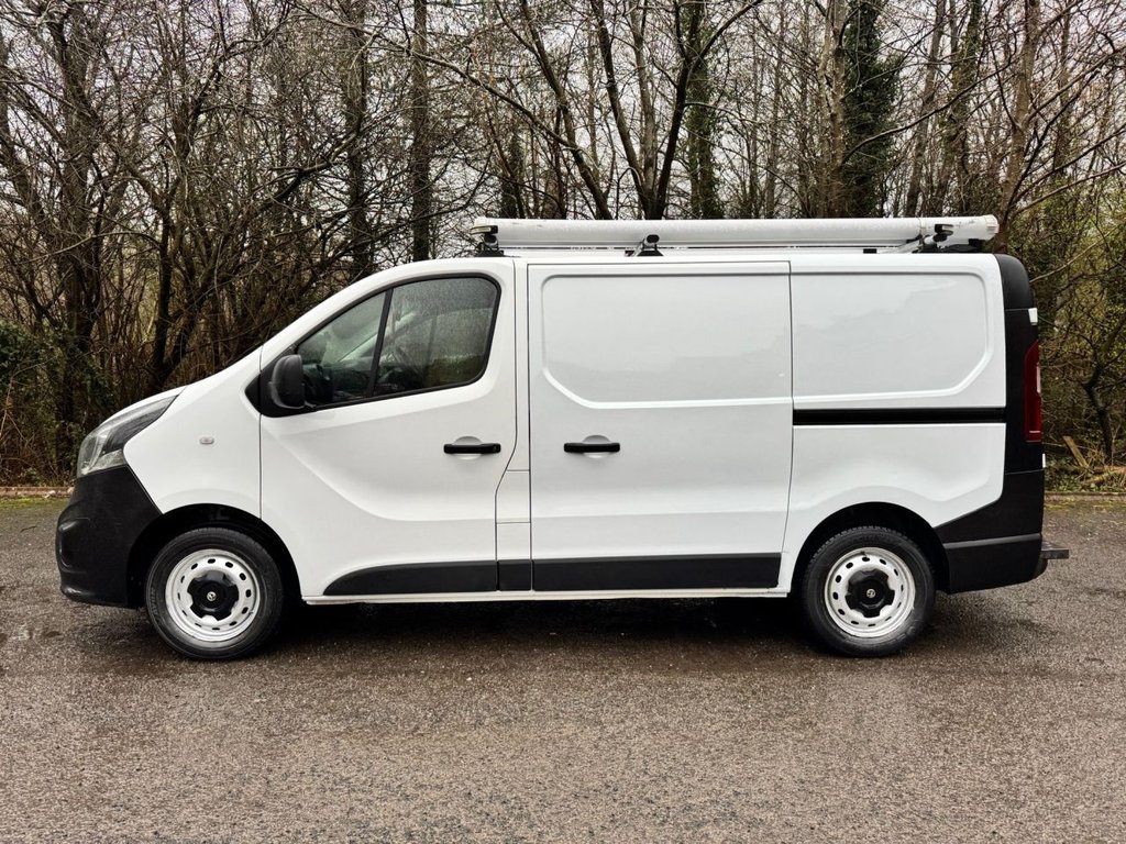 Used Vauxhall Vivaro 2018 for sale - 77849522: Photo 2