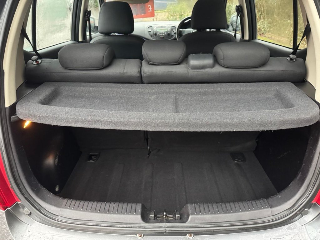 Used Hyundai i10 2010 for sale - 77936260: Photo 9