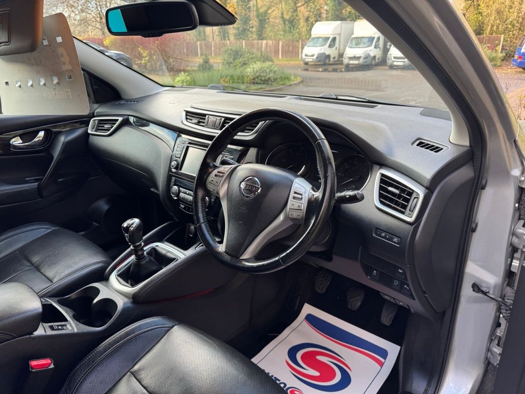 Used Nissan Qashqai 2015 for sale - 76797981: Photo 10