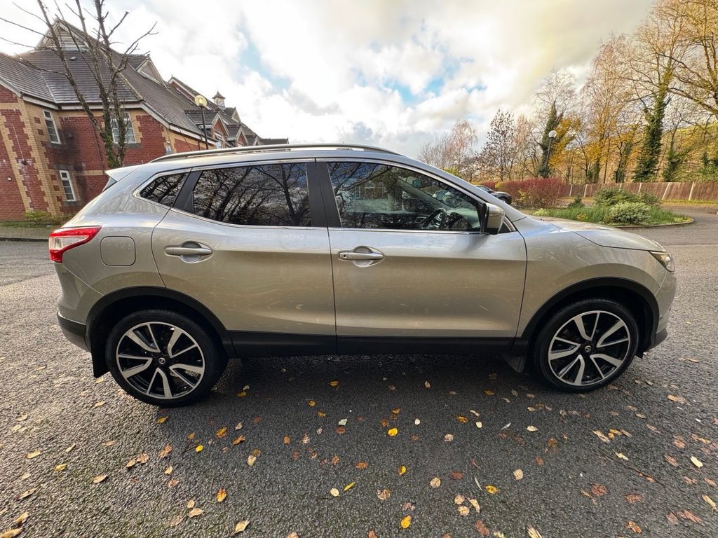 Used Nissan Qashqai 2015 for sale - 76797981: Photo 5