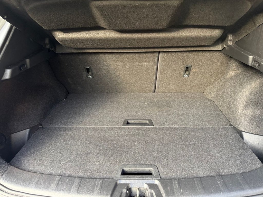 Used Nissan Qashqai 2015 for sale - 76797981: Photo 9