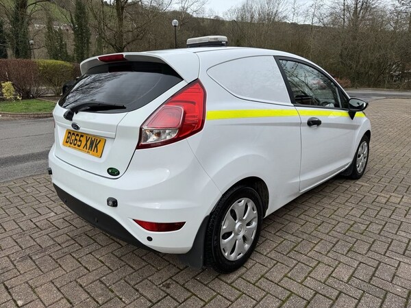 Used Ford Fiesta 2015 for sale - 71504651: Photo 4
