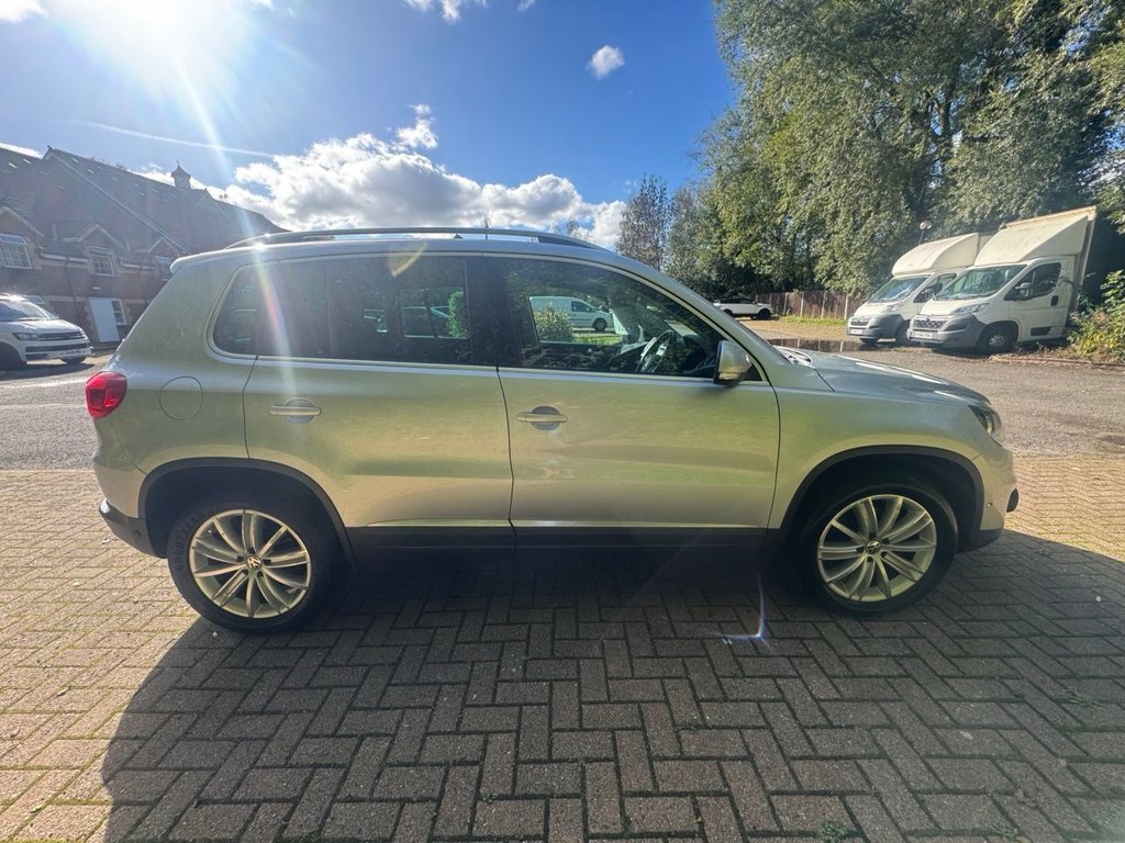 Used Volkswagen Tiguan 2012 for sale - 76098156: Photo 5