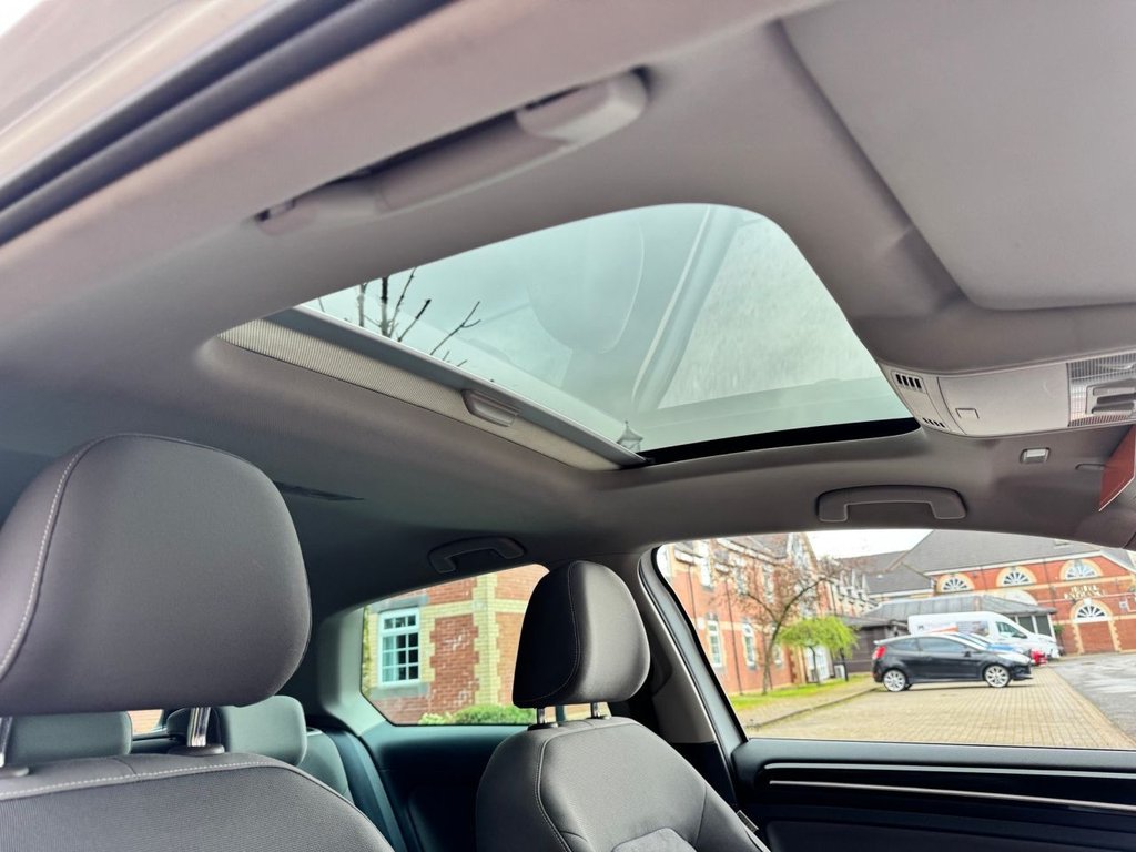 Used Volkswagen Golf 2014 for sale - 78044672: Photo 12