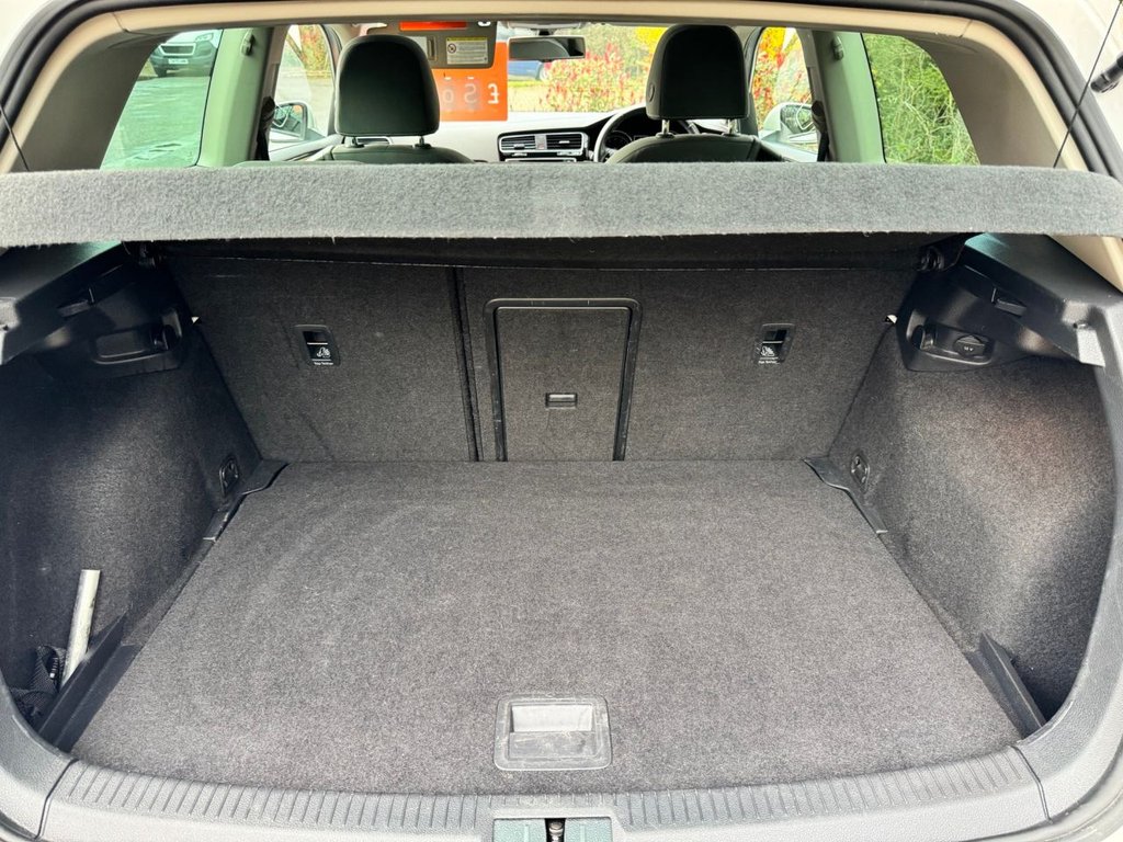 Used Volkswagen Golf 2014 for sale - 78044672: Photo 17