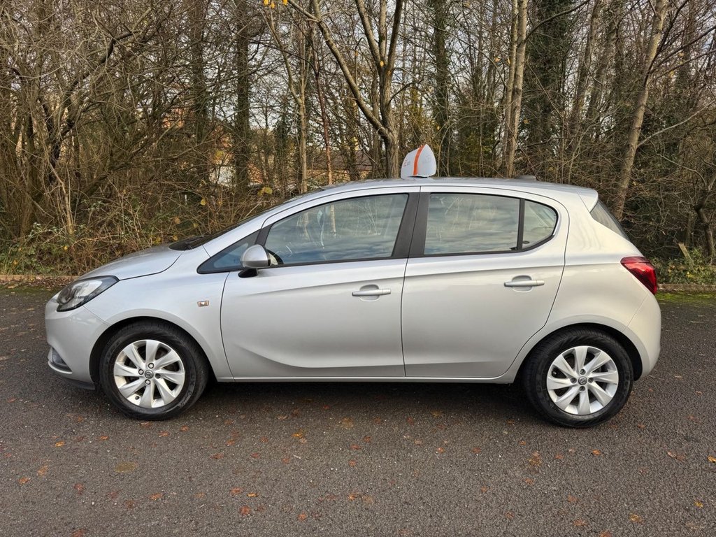 Used Vauxhall Corsa 2016 for sale - 76934596: Photo 2