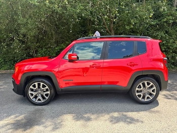 Used Jeep Renegade 2017 for sale - 79385249: Photo