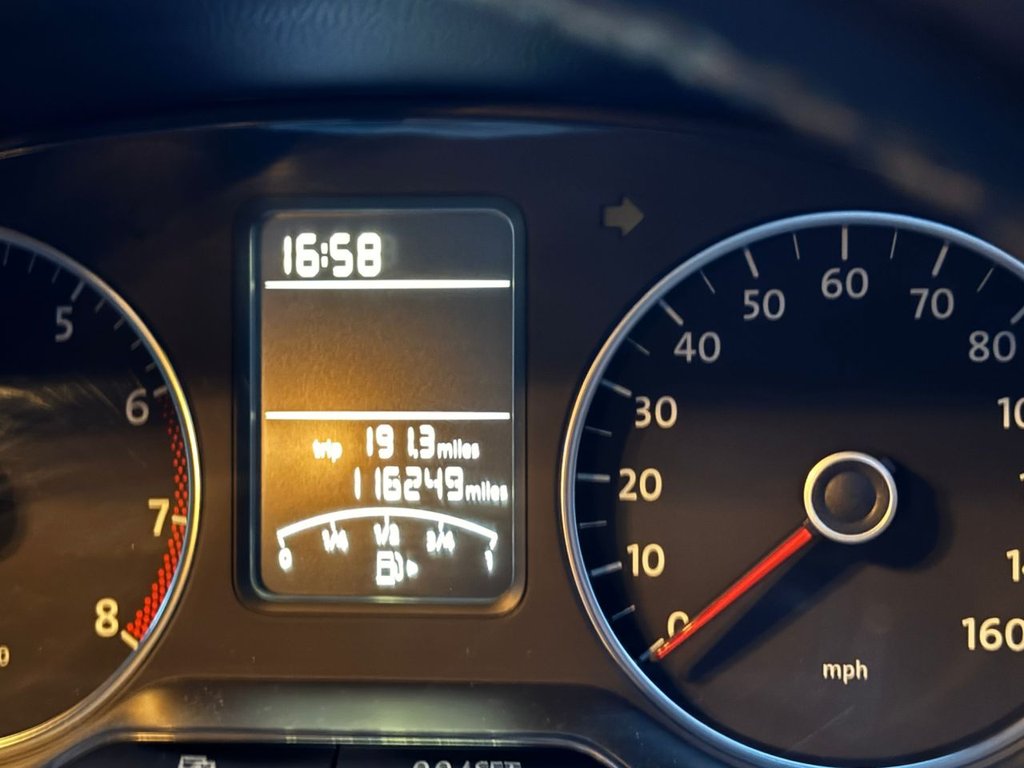 Used Volkswagen Polo 2011 for sale - 77408283: Photo 18