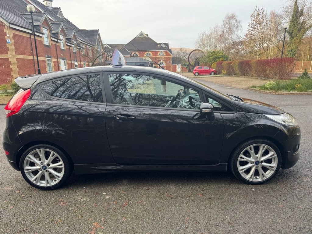 Used Ford Fiesta 2012 for sale - 77200209: Photo 10