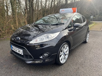 Used Ford Fiesta 2012 for sale - 77200209: Photo