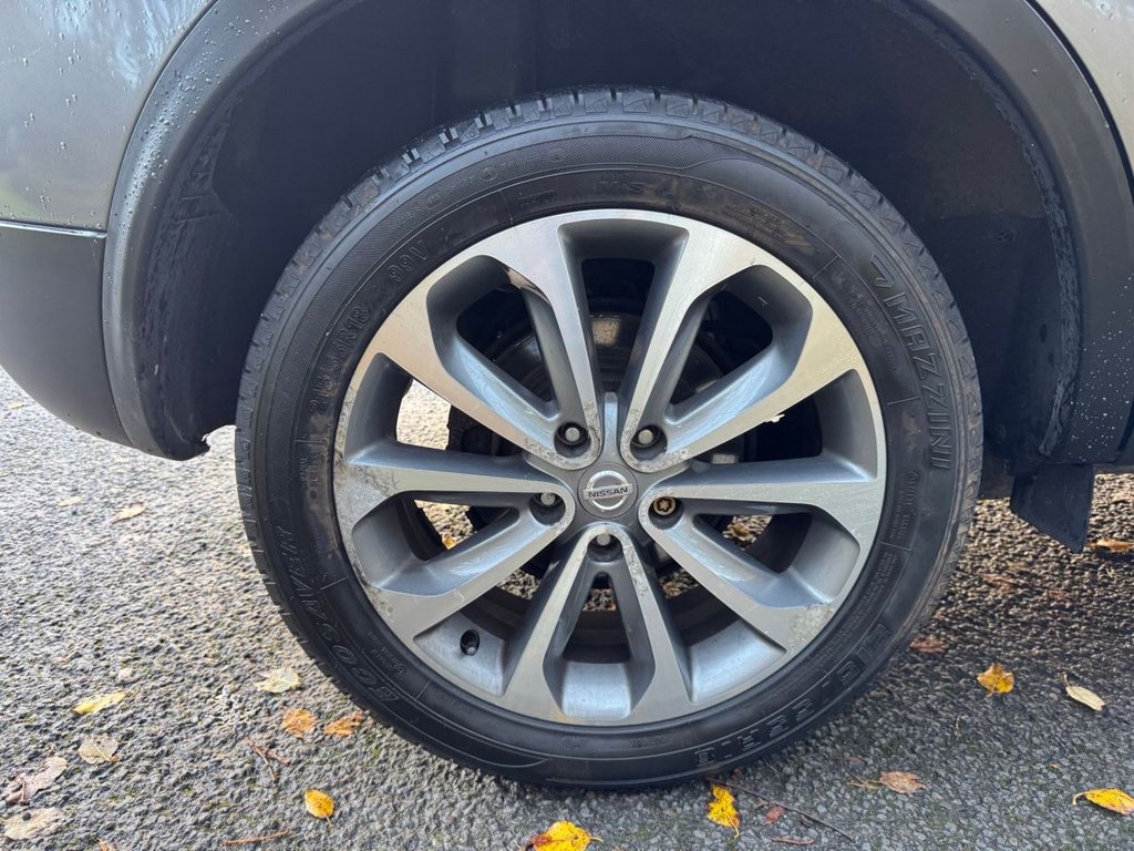 Used Nissan Qashqai 2011 for sale - 76797835: Photo 15