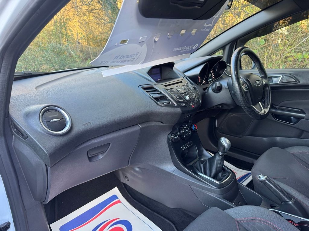 Used Ford Fiesta 2017 for sale - 76655169: Photo 11