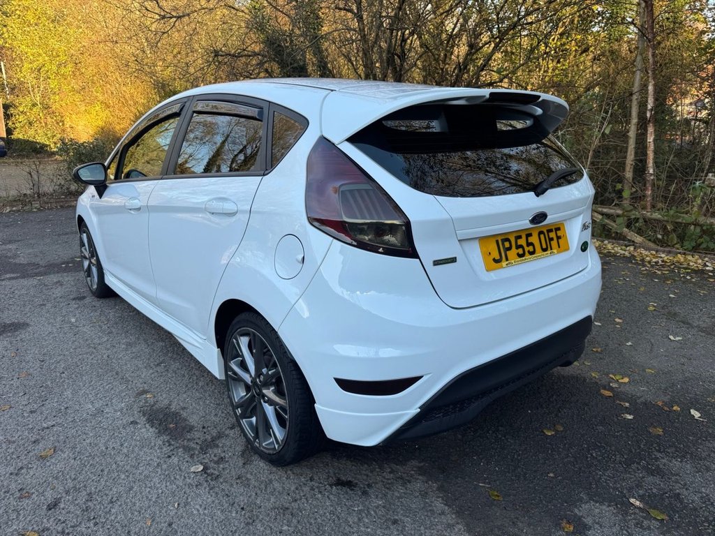 Used Ford Fiesta 2017 for sale - 76655169: Photo 3