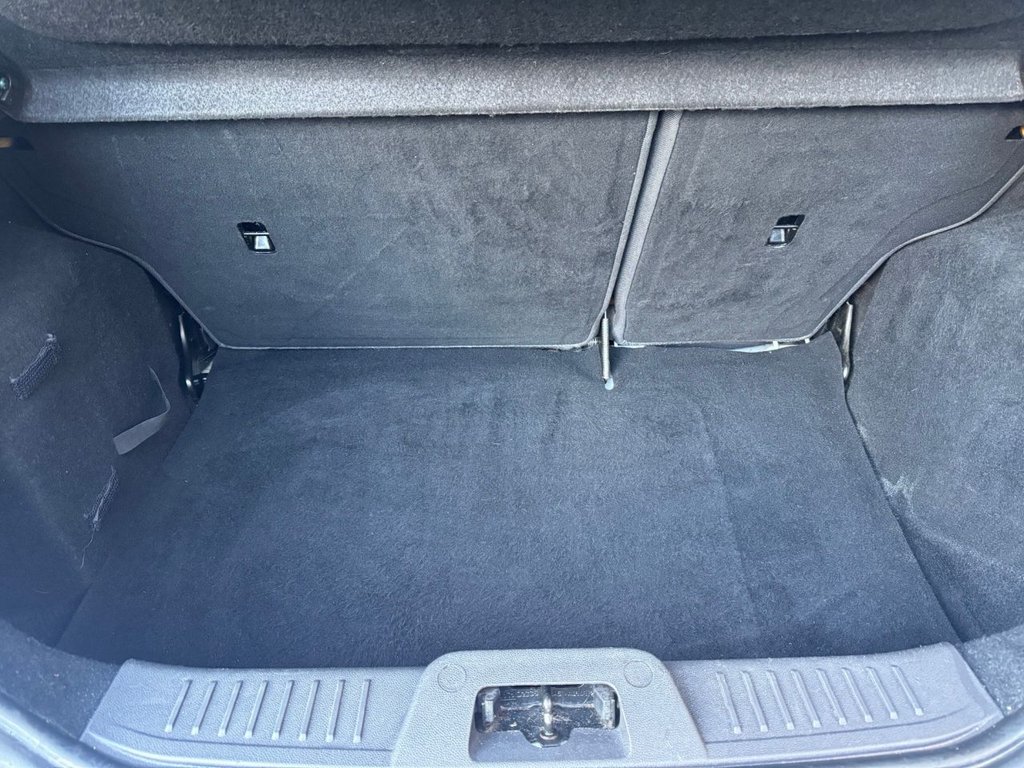 Used Ford Fiesta 2017 for sale - 76655169: Photo 9