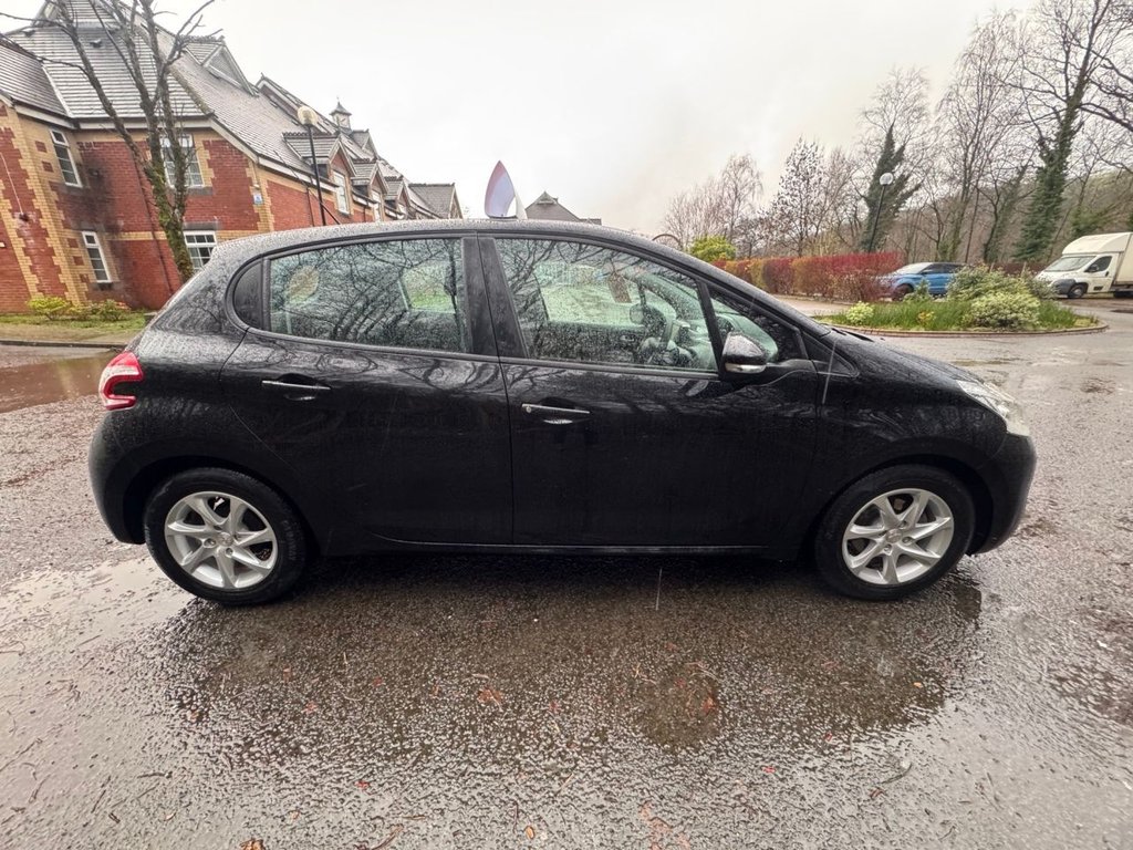 Used Peugeot 208 2016 for sale - 77288029: Photo 7