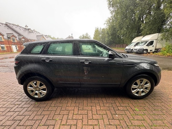 Used Land Rover Range Rover Evoque 2017 for sale - 76039133: Photo 5