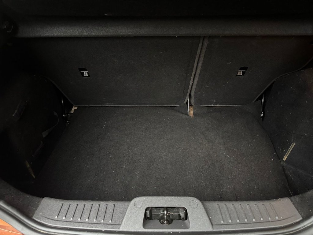 Used Ford Fiesta 2015 for sale - 76470268: Photo 9