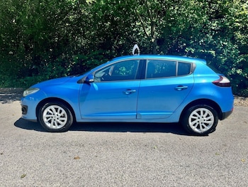 Used Renault Megane 2015 for sale - 79209938: Photo