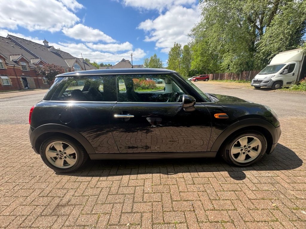 Used MINI Hatch 2017 for sale - 77383509: Photo 5