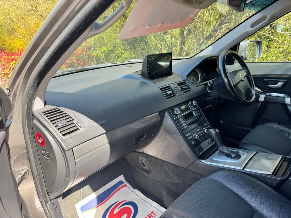 Used Volvo XC90 2010 for sale - 78153542: Photo 11