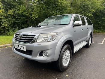 Used Toyota Hilux 2015 for sale - 75937016: Photo
